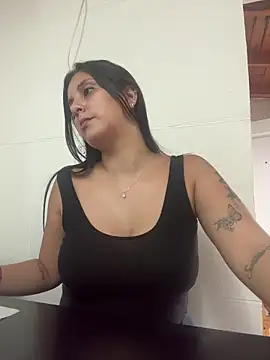 Snapshot of Jimena_luvv chatting on 02/11/26, 06:13 Jimena luvv online show from 02/11/26, 06:13