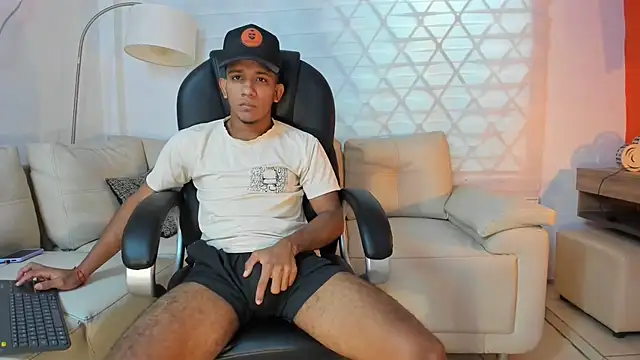 ricky spensar23cm  online show from 03/22/26, 02:15