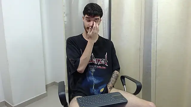 Snapshot of joseh0se chatting on 02/25/26, 12:53 joseh0se online show from 02/25/26, 12:53