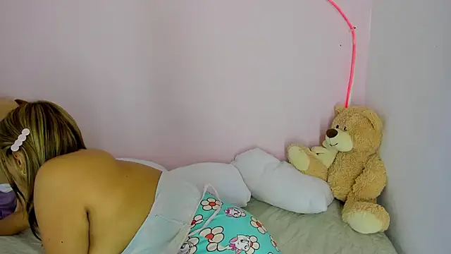 Snapshot of Kiikilove149 chatting on 02/08/26, 01:53 Kiikilove149 online show from 02/08/26, 01:53