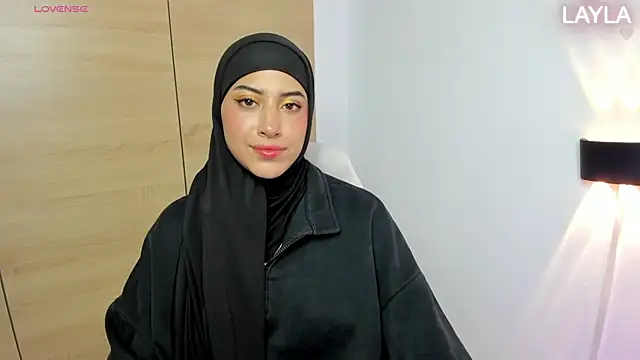 LAY LA  online show from 02/16/26, 09:55