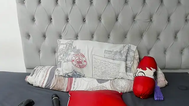 DarkBubble09 online show from 02/20/26, 08:09