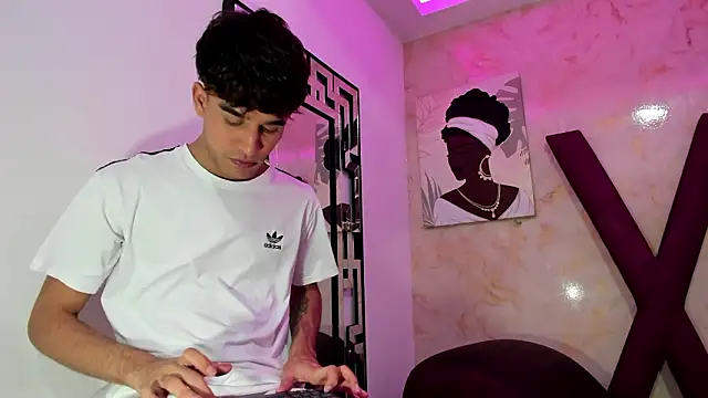 PRETTY COCK1 online show from 03/10/26, 01:43