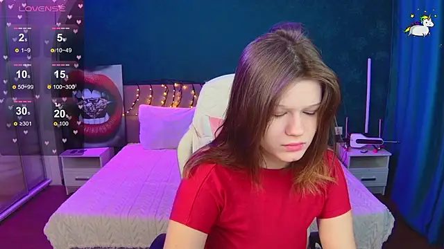 Snapshot of Lunatrend chatting on 02/11/26, 06:18 Lunatrend online show from 02/11/26, 06:18