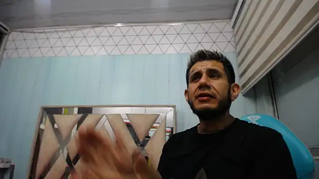 Snapshot of allison_max_tattoo chatting on 03/02/26, 01:30 allison max tattoo online show from 03/02/26, 01:30