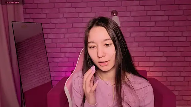 Nicole Brownie online show from 05/07/26, 01:00