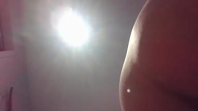 Snapshot of SpicyNatashaXO chatting on 02/09/26, 02:04 SpicyNatashaXO online show from 02/09/26, 02:04