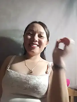 Snapshot of Rose-222 chatting on 05/14/26, 05:14 Rose-222 online show from 05/14/26, 05:14