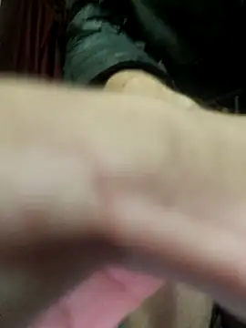 Snapshot of veronicatvcroosleather chatting on 02/11/26, 05:40 veronicatvcroosleather online show from 02/11/26, 05:40