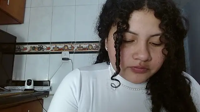 Snapshot of Baby_dirt chatting on 02/22/26, 04:38 Baby dirt online show from 02/22/26, 04:38