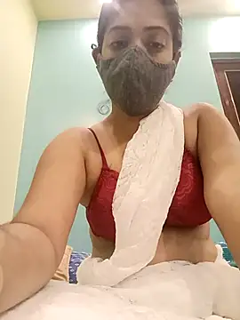 Snapshot of sonalidey5565 chatting on 02/20/26, 01:33 sonalidey5565 online show from 02/20/26, 01:33