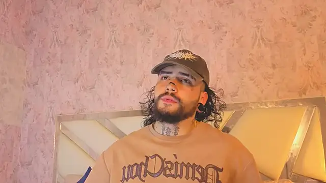 Benny and Mark online show from 04/08/26, 03:17