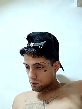 Snapshot of DanyxxxCuba chatting on 02/01/26, 01:26 DanyxxxCuba online show from 02/01/26, 01:26