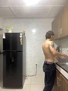 Snapshot of vanilla_Kush chatting on 02/16/26, 04:41 vanilla Kush online show from 02/16/26, 04:41