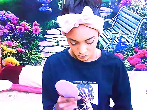 IndianPretty14u2Luv online show from 05/05/26, 05:04