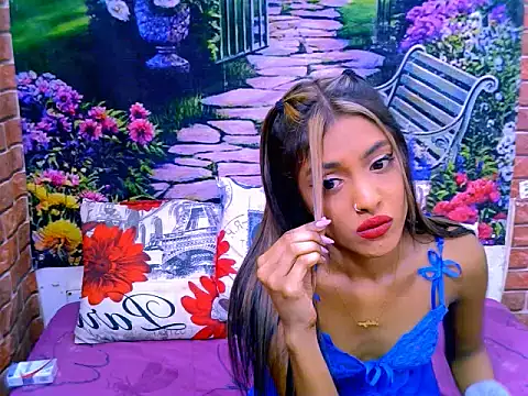 Snapshot of IndianPretty14u2Luv chatting on 07/08/26, 07:35 IndianPretty14u2Luv online show from 07/08/26, 07:35
