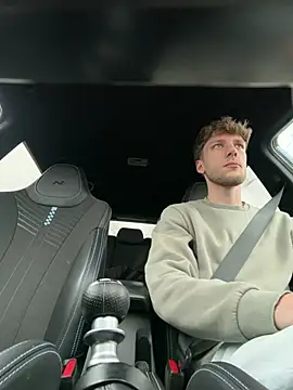 YoungSkinnyBoy20 online show from 02/11/26, 03:06