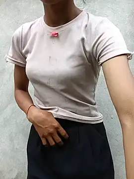 Hoa-tuylip online show from 08/01/26, 12:32
