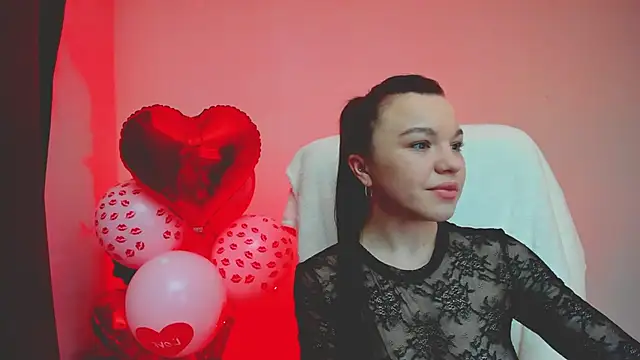 Snapshot of Mia_Mia999 chatting on 02/12/26, 11:44 Mia Mia999 online show from 02/12/26, 11:44