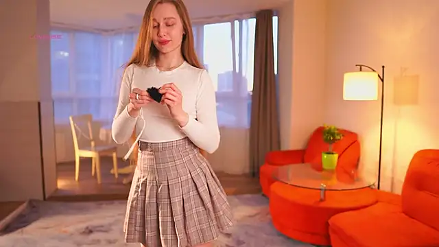 SharaNewbern online show from 03/24/26, 02:33