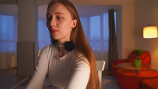 SharaNewbern online show from 04/10/26, 02:33