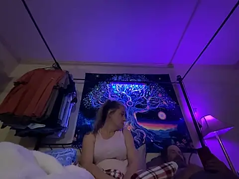 Sunflower0025 online show from 04/04/26, 01:15