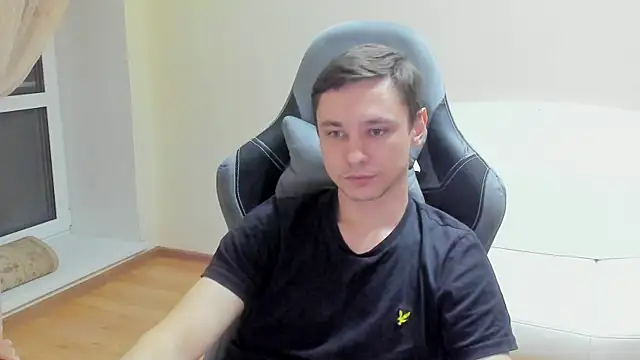 Alexmansuper online show from 04/15/26, 07:58