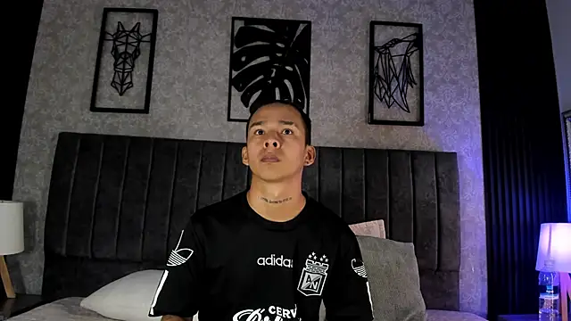 Snapshot of bliinkii_and_luka_ chatting on 02/04/26, 03:18 bliinkii and luka online show from 02/04/26, 03:18