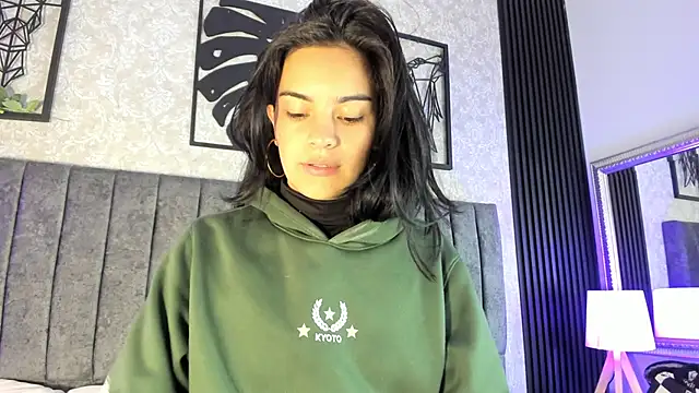 Snapshot of bliinkii_and_luka_ chatting on 02/16/26, 01:18 bliinkii and luka online show from 02/16/26, 01:18