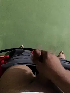 Snapshot of jesse_pinkman99 chatting on 02/11/26, 05:51 jesse pinkman99 online show from 02/11/26, 05:51