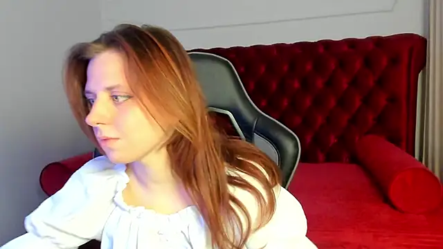 FreyaVey online show from 02/05/26, 07:35