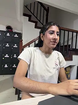 Violet rousse7 online show from 04/09/26, 06:19