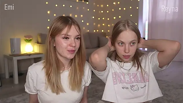 Snapshot of Appr0ved_ chatting on 03/01/26, 02:52 Appr0ved online show from 03/01/26, 02:52