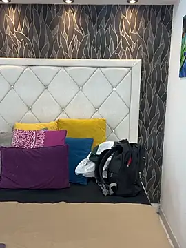 Snapshot of Dominik_Souza chatting on 02/08/26, 12:41 Dominik Souza online show from 02/08/26, 12:41