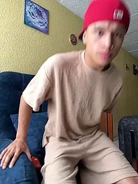 Snapshot of Dominik_Souza chatting on 02/18/26, 08:49 Dominik Souza online show from 02/18/26, 08:49