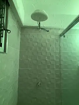 Snapshot of Dominik_Souza chatting on 02/20/26, 10:05 Dominik Souza online show from 02/20/26, 10:05