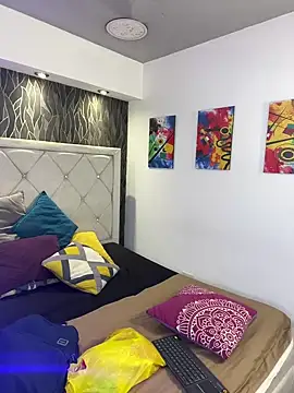 Snapshot of Dominik_Souza chatting on 02/22/26, 02:04 Dominik Souza online show from 02/22/26, 02:04