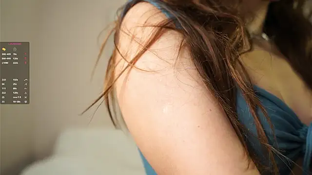 Snapshot of LoraLynn chatting on 02/27/26, 01:44 LoraLynn online show from 02/27/26, 01:44