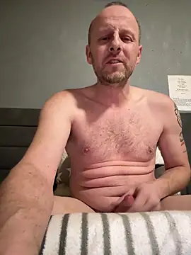 Snapshot of FrankdieSchwuchtel chatting on 01/31/26, 08:07 FrankdieSchwuchtel online show from 01/31/26, 08:07