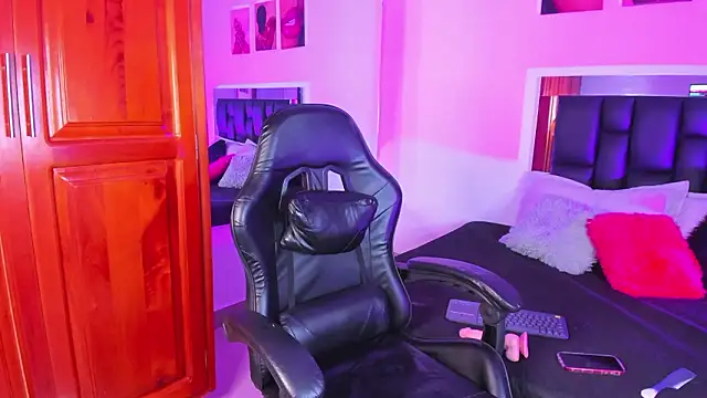 Isabella Moon9 online show from 03/09/26, 02:10