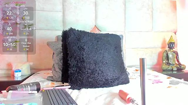 IsabelaRoman online show from 03/31/26, 01:33