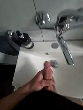 Snapshot of kondec chatting on 02/03/26, 10:53 kondec online show from 02/03/26, 10:53