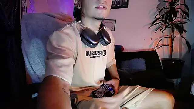 tiancam online show from 04/08/26, 02:44