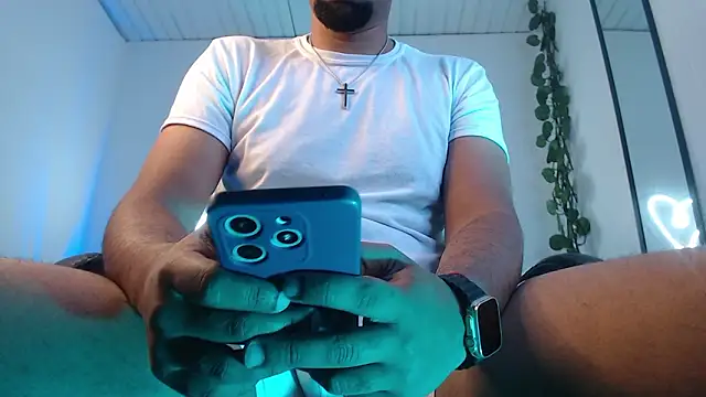 Snapshot of Paolo_Blaze chatting on 02/17/26, 12:23 Paolo Blaze online show from 02/17/26, 12:23