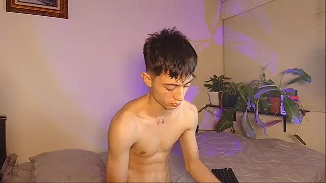 Snapshot of slowburnmystic chatting on 02/08/26, 03:32 slowburnmystic online show from 02/08/26, 03:32