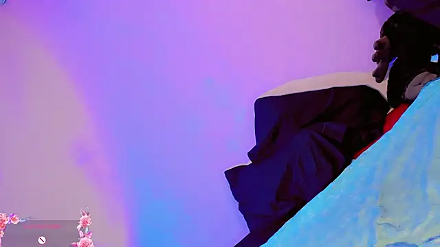 zoe rous2 online show from 03/18/26, 01:47