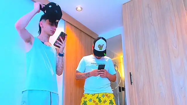 Snapshot of TheBatMansion chatting on 02/08/26, 09:07 TheBatMansion online show from 02/08/26, 09:07