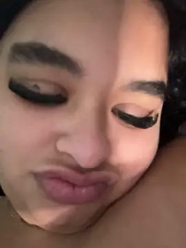 Aloyenita online show from 02/10/26, 01:59