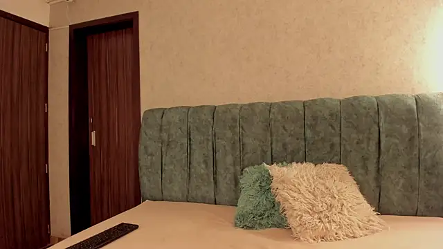 Aleera Walton online show from 03/20/26, 07:08