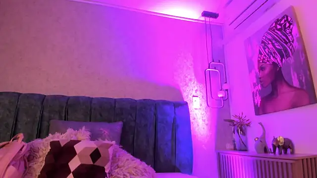 Aleera Walton online show from 03/26/26, 07:19